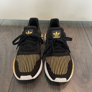 Women’s Adidas Swift Run Sneakers